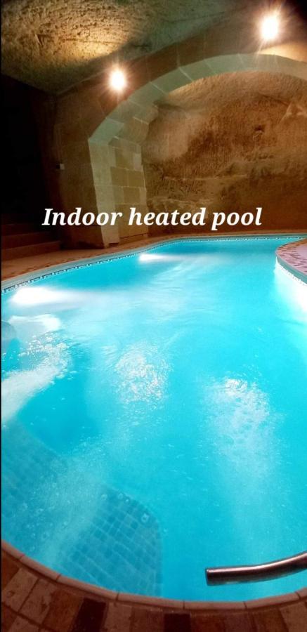 Ta Majsi Farmhouse With Indoor Heated Pool San Lawrenz Exteriör bild